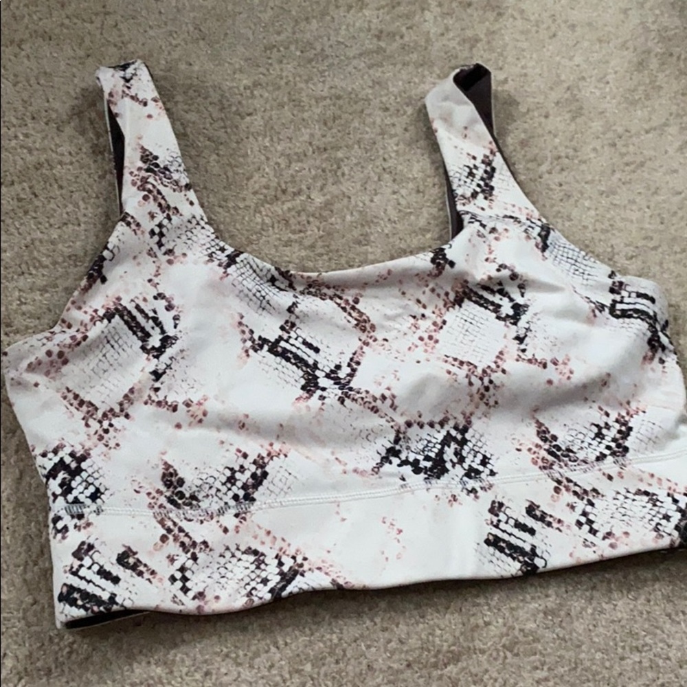 Fabletics sports bra
